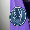 Real Madrid Retrô II Manga Longa - 16/17 (Com Patchs)