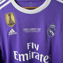 Real Madrid Retrô II Manga Longa - 16/17 (Com Patchs)
