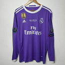 Real Madrid Retrô II Manga Longa - 16/17 (Com Patchs)